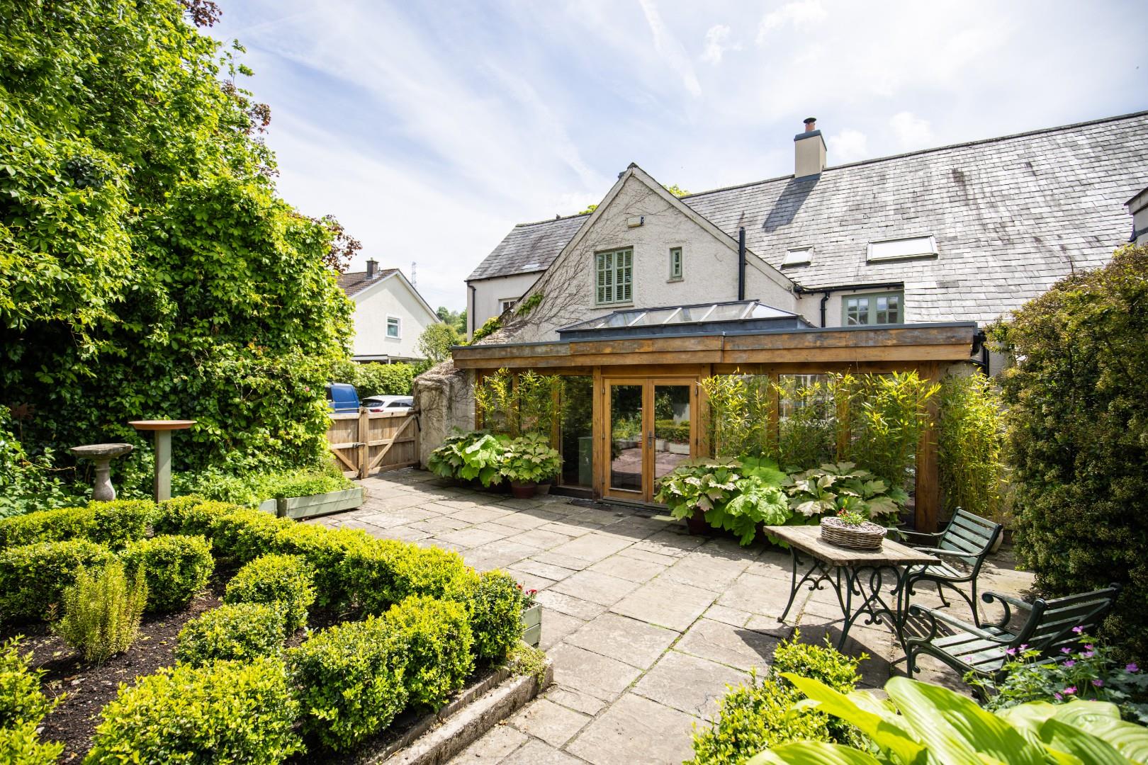 Llanquian Road, Aberthin, Nr Cowbridge, Vale of Glamorgan,  CF71 7HE